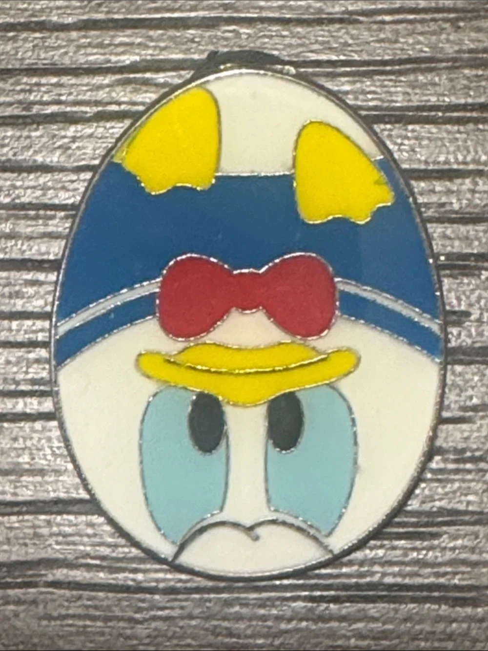 5/$25 Donald Duck Upside Down Egg Pin